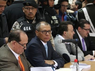Армия Эквадора штурмовала посольство Мексики ради поимки бывшего вице-президента, осужденного за взятки от строительной компании Oderbrecht